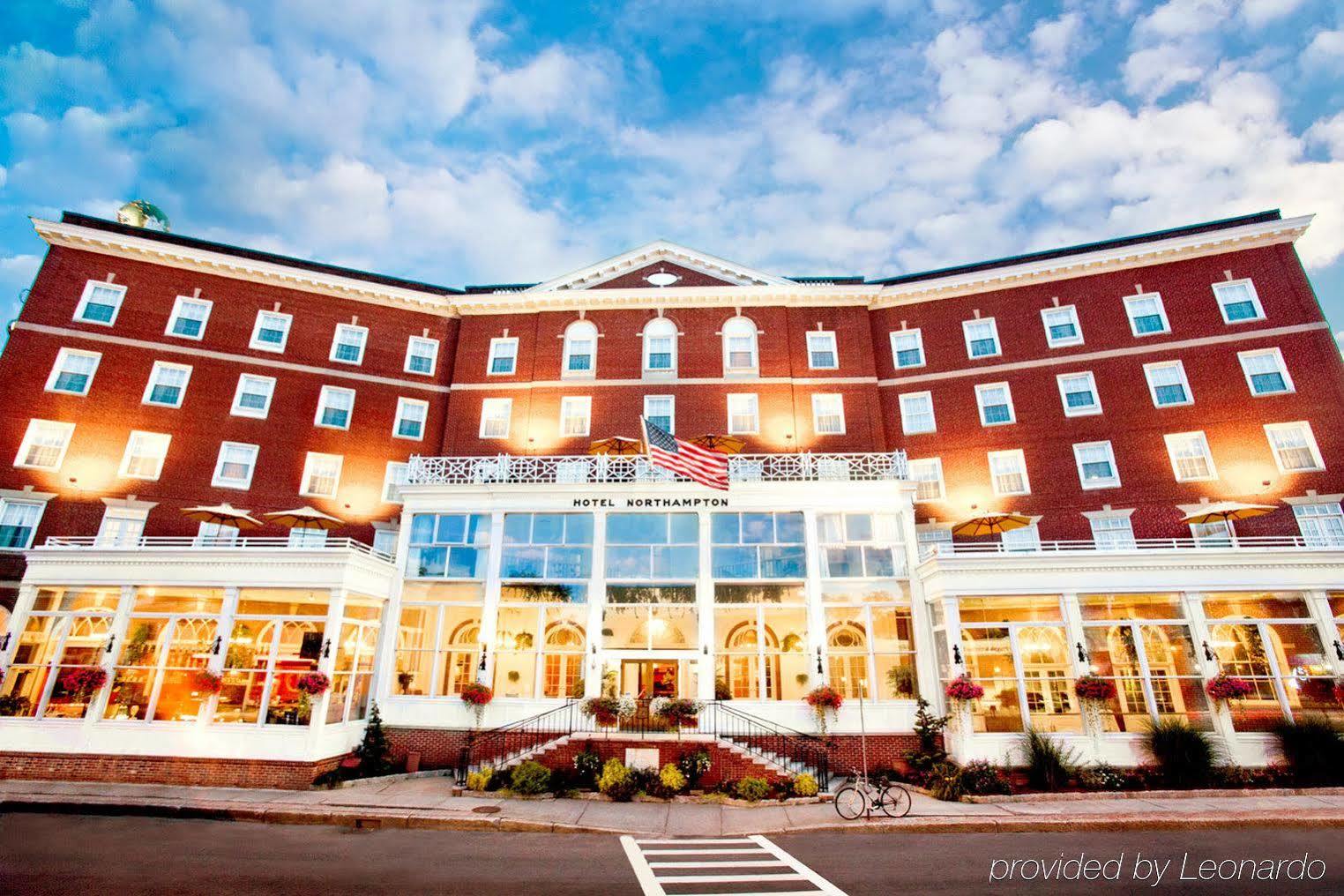 The Hotel Northampton Eksteriør bilde