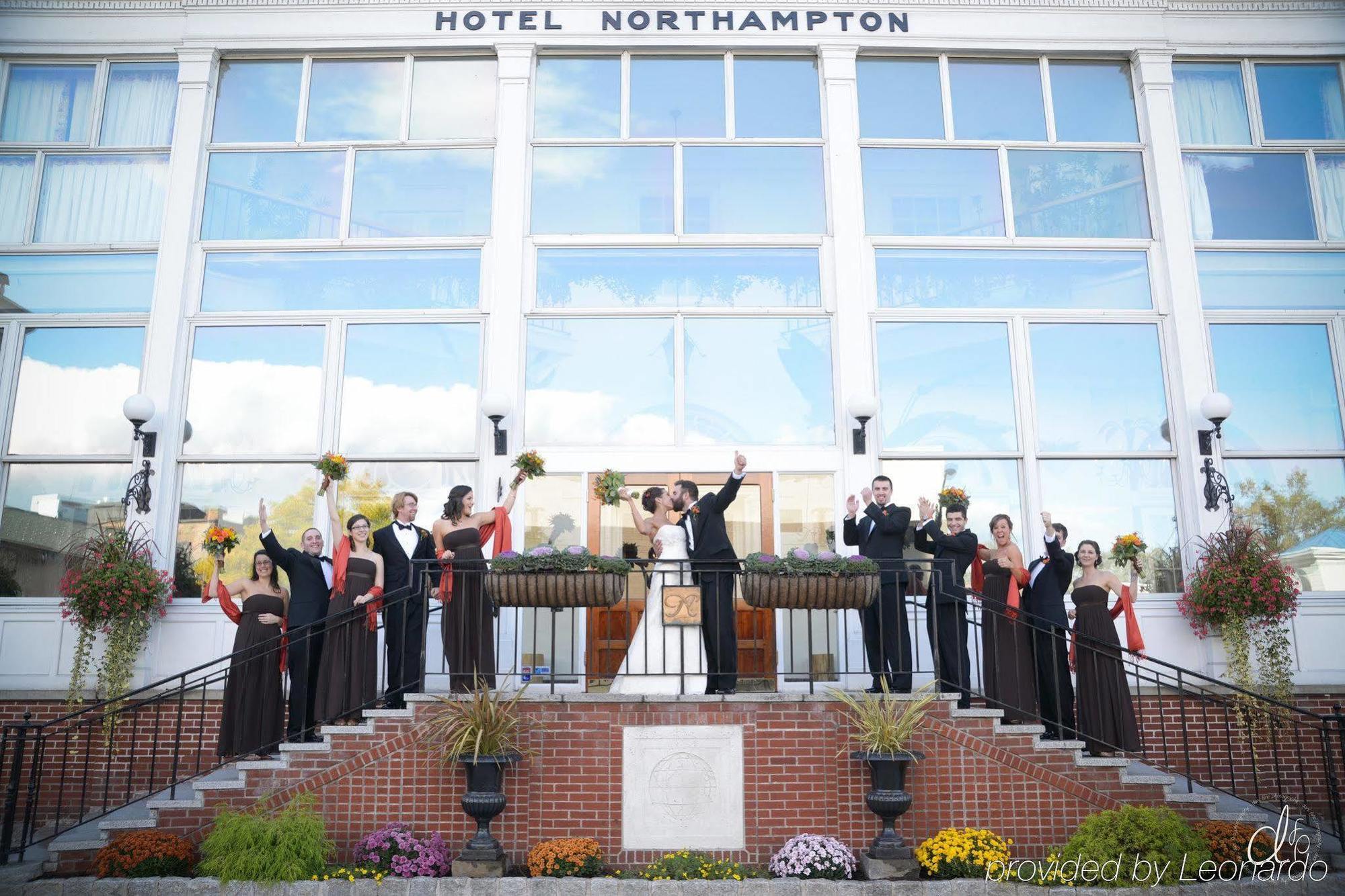 The Hotel Northampton Eksteriør bilde